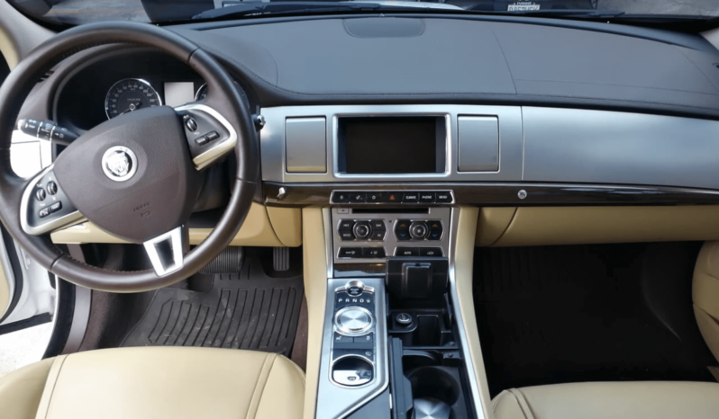 Jaguar XF 3.0 Premium Luxury modelo 2012 lleno