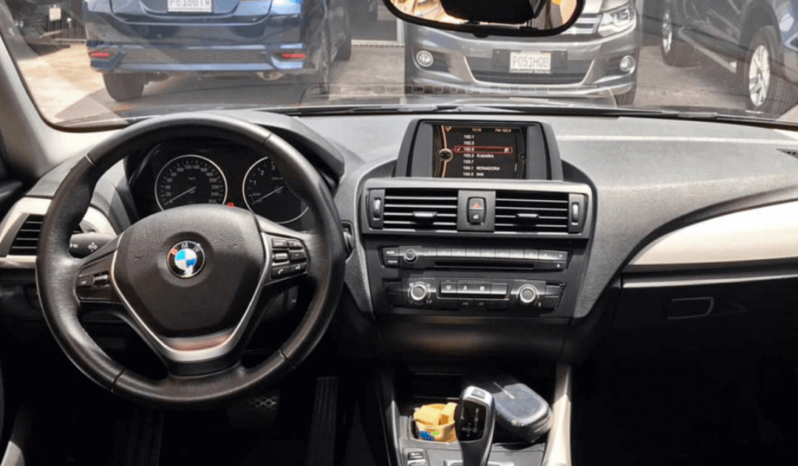 BMW 116i Modelo 2014 lleno